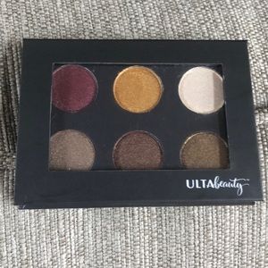 Ulta eyeshadow pallete . Never used !